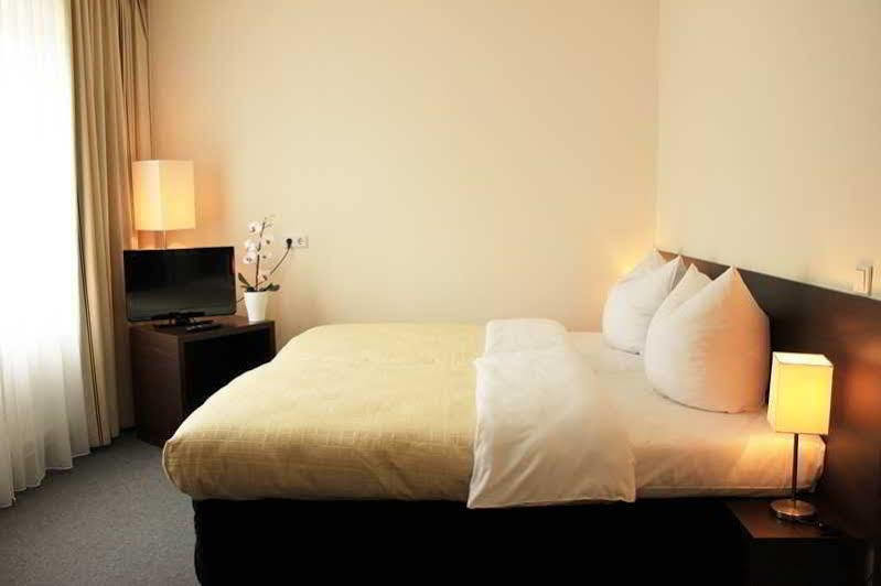 Hotel Luetzow Berlin Eksteriør bilde