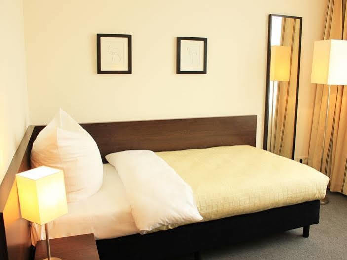 Hotel Luetzow Berlin Eksteriør bilde
