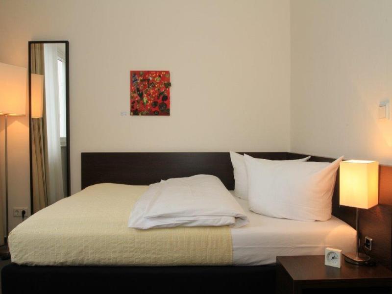 Hotel Luetzow Berlin Eksteriør bilde