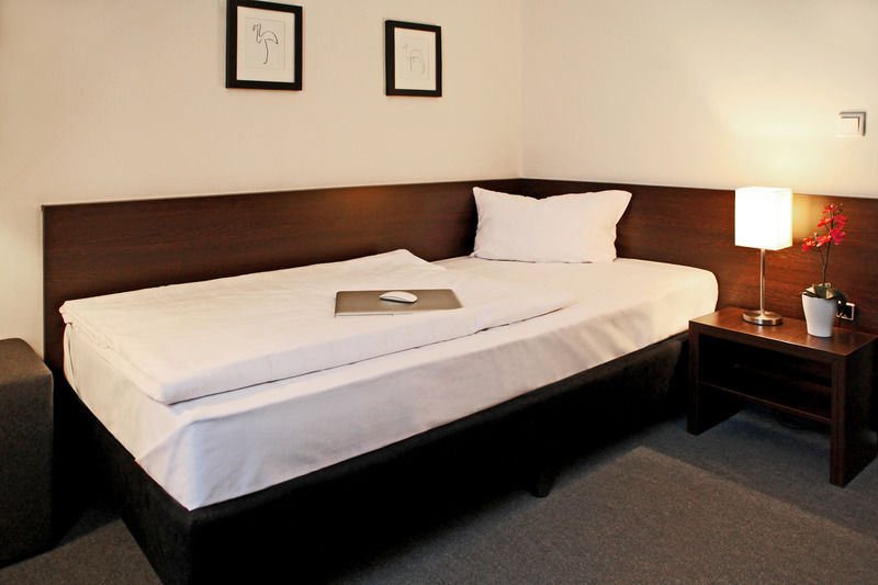 Hotel Luetzow Berlin Eksteriør bilde